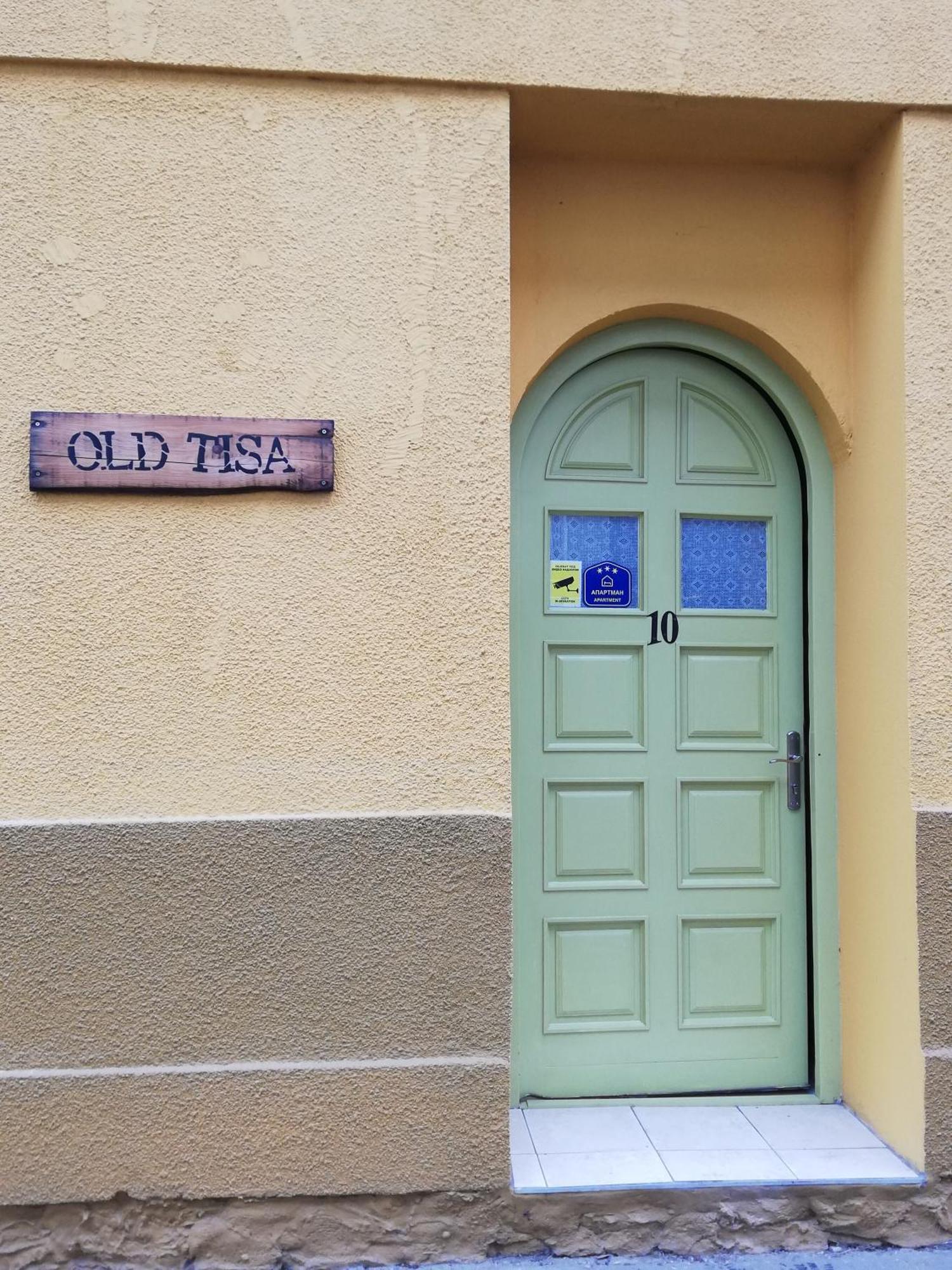 Old Tisa Apartment Senta Екстериор снимка